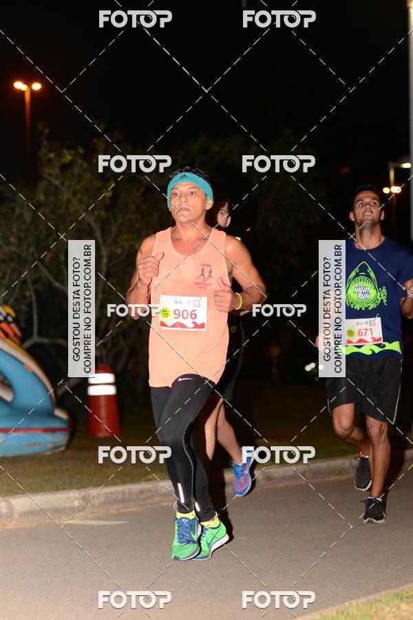 Buy your photos of the eventMarines Night Run on Fotop