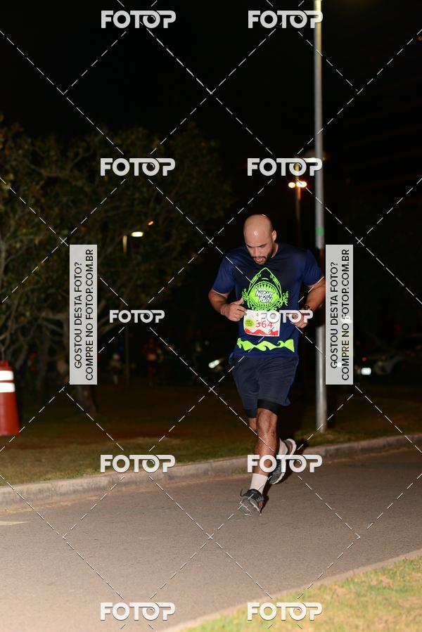 Buy your photos of the eventMarines Night Run on Fotop