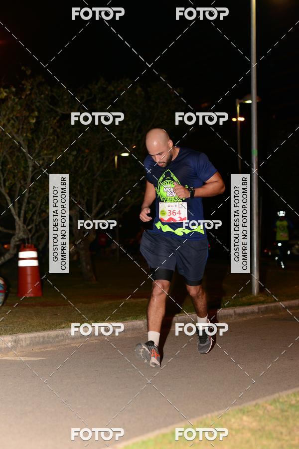 Buy your photos of the eventMarines Night Run on Fotop