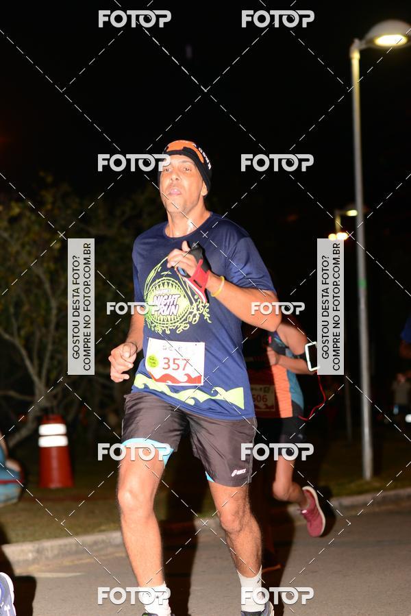 Buy your photos of the eventMarines Night Run on Fotop
