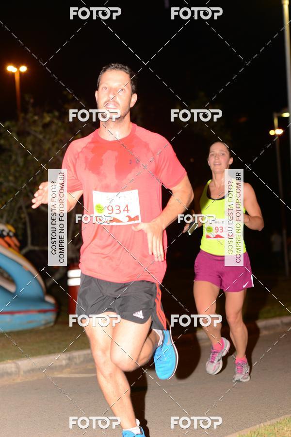 Buy your photos of the eventMarines Night Run on Fotop