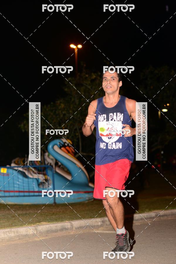 Buy your photos of the eventMarines Night Run on Fotop
