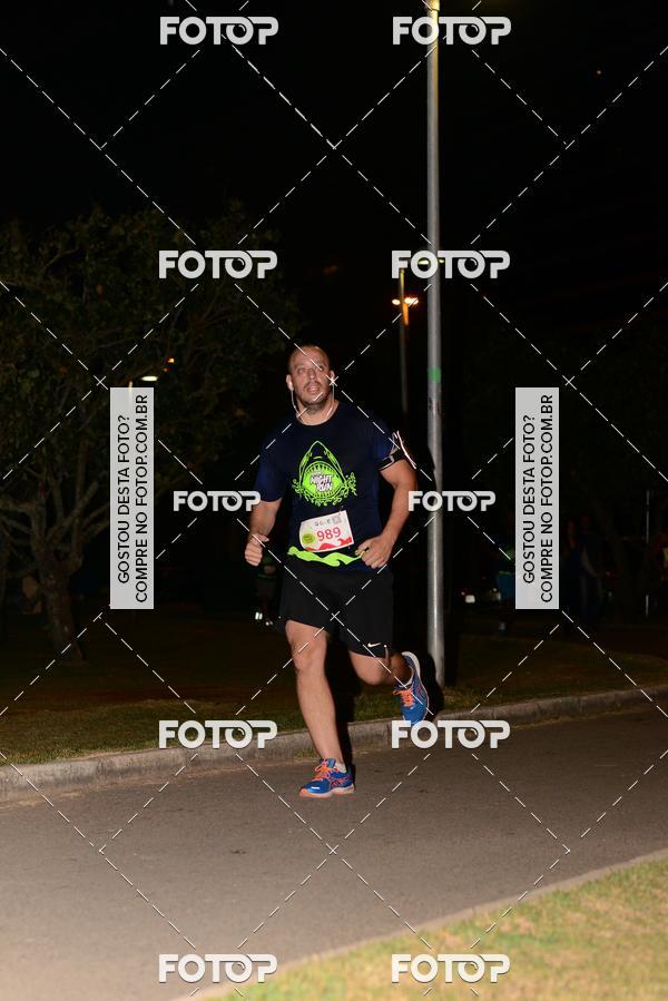 Buy your photos of the eventMarines Night Run on Fotop
