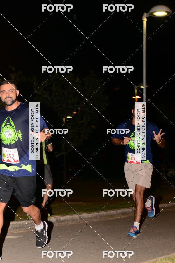 Buy your photos of the eventMarines Night Run on Fotop