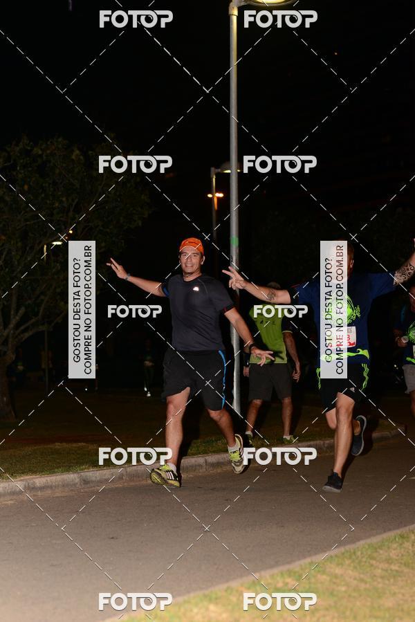 Buy your photos of the eventMarines Night Run on Fotop