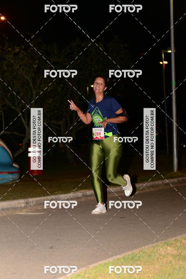 Buy your photos of the eventMarines Night Run on Fotop