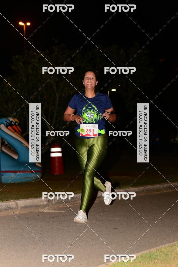 Buy your photos of the eventMarines Night Run on Fotop