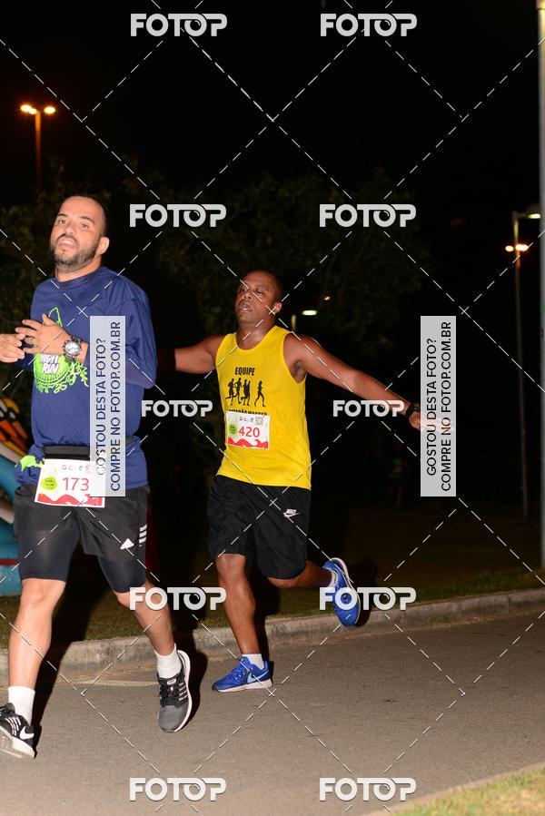 Buy your photos of the eventMarines Night Run on Fotop