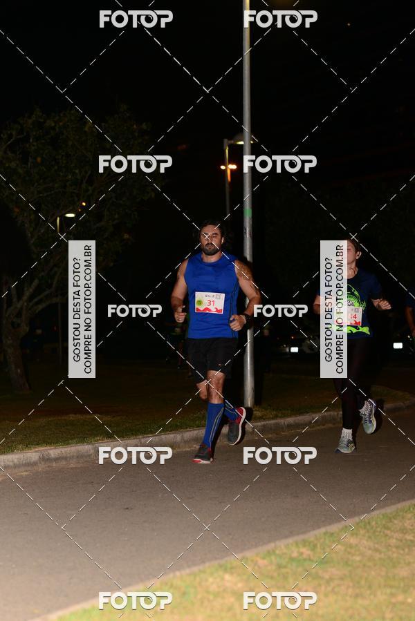 Buy your photos of the eventMarines Night Run on Fotop