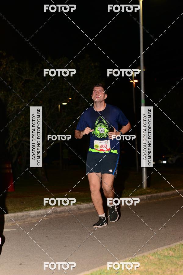 Buy your photos of the eventMarines Night Run on Fotop
