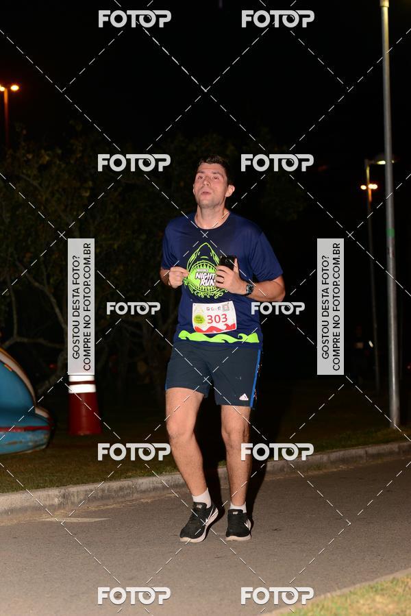 Buy your photos of the eventMarines Night Run on Fotop