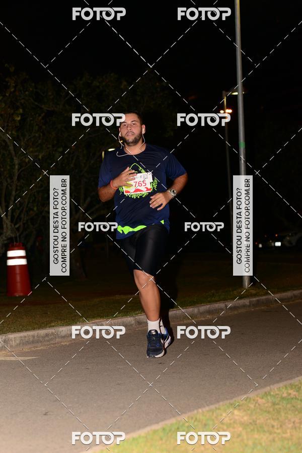 Buy your photos of the eventMarines Night Run on Fotop
