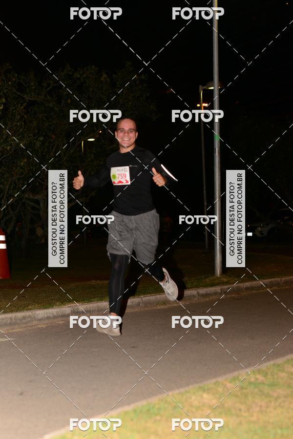 Buy your photos of the eventMarines Night Run on Fotop