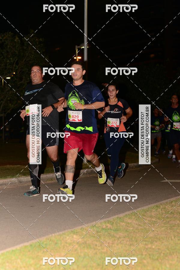 Buy your photos of the eventMarines Night Run on Fotop
