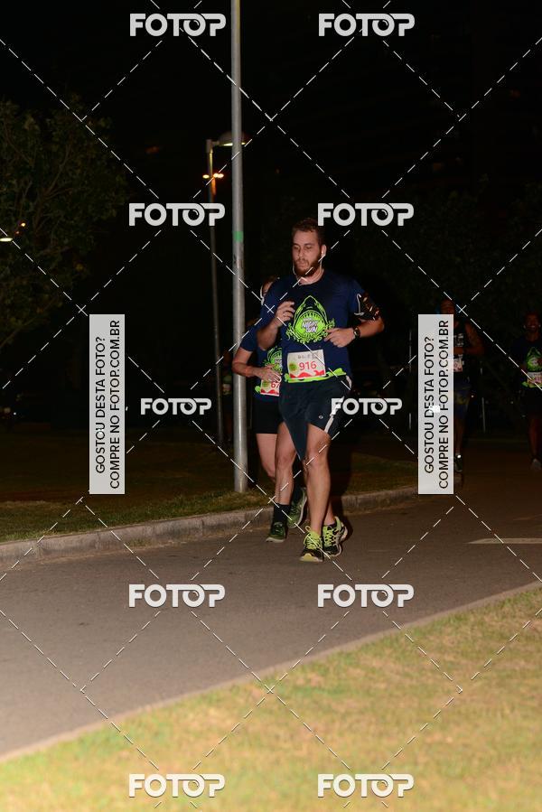 Buy your photos of the eventMarines Night Run on Fotop