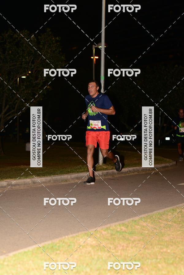 Buy your photos of the eventMarines Night Run on Fotop