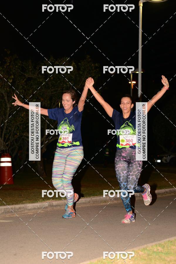 Buy your photos of the eventMarines Night Run on Fotop