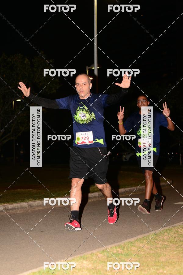 Buy your photos of the eventMarines Night Run on Fotop