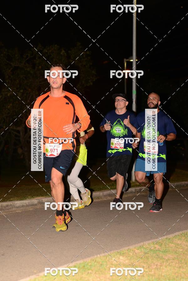 Buy your photos of the eventMarines Night Run on Fotop