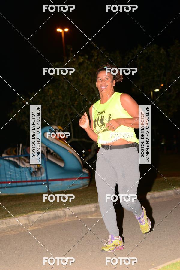 Buy your photos of the eventMarines Night Run on Fotop