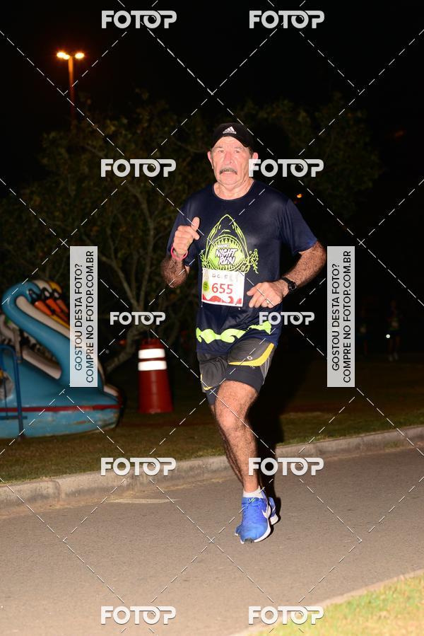 Buy your photos of the eventMarines Night Run on Fotop