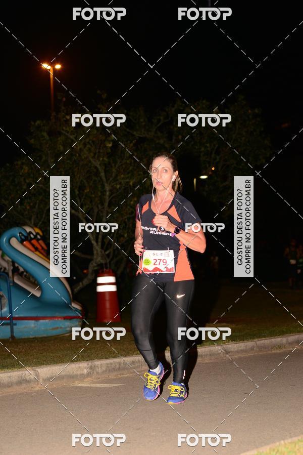 Buy your photos of the eventMarines Night Run on Fotop