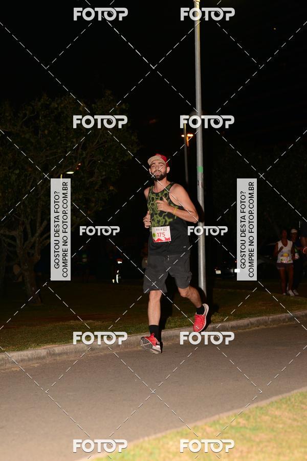 Buy your photos of the eventMarines Night Run on Fotop