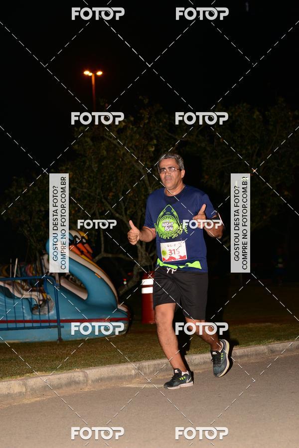 Buy your photos of the eventMarines Night Run on Fotop