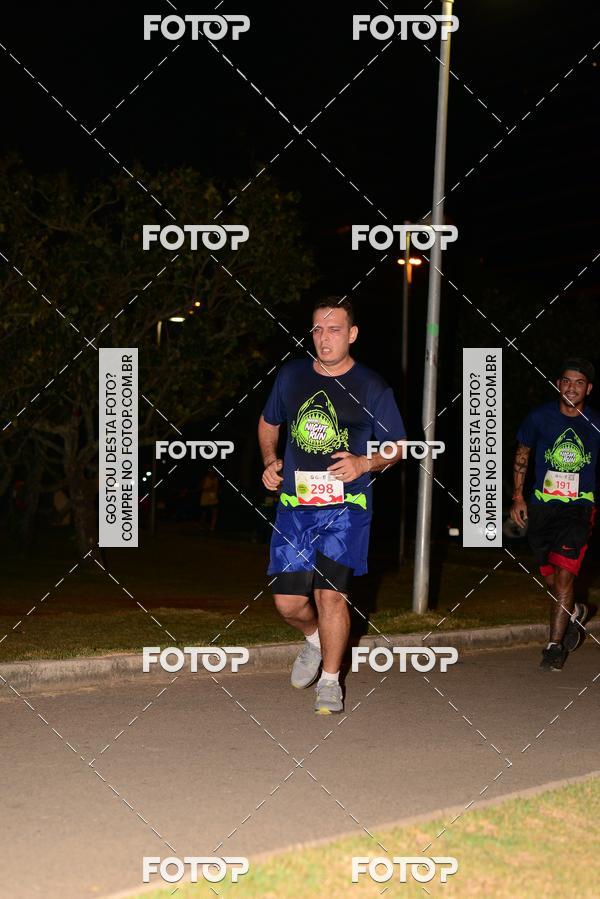 Buy your photos of the eventMarines Night Run on Fotop