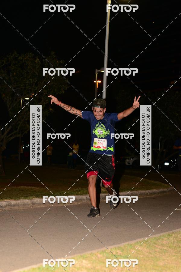 Buy your photos of the eventMarines Night Run on Fotop