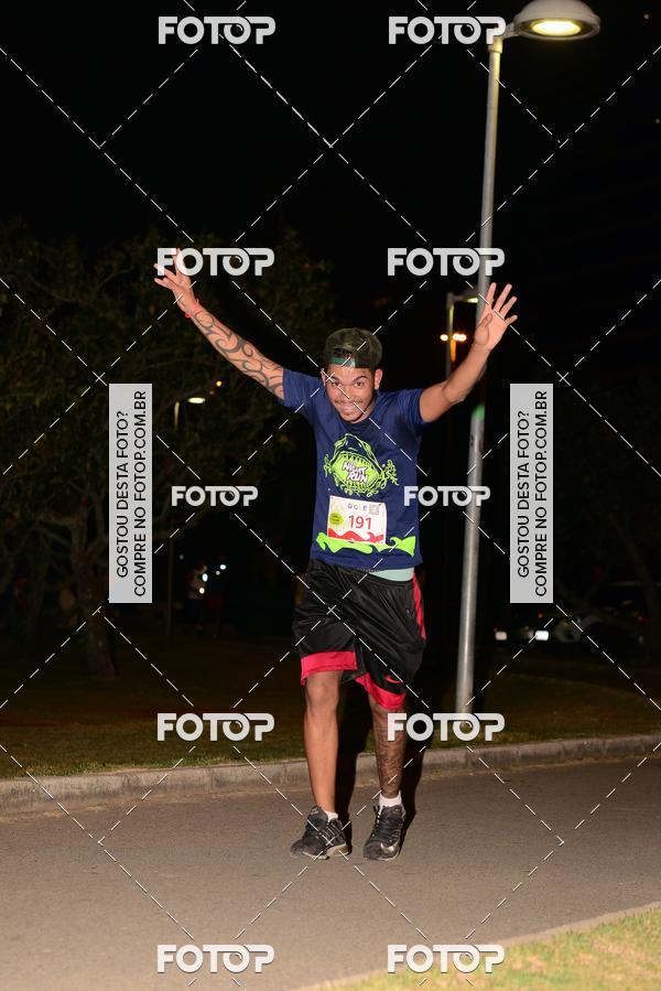 Buy your photos of the eventMarines Night Run on Fotop