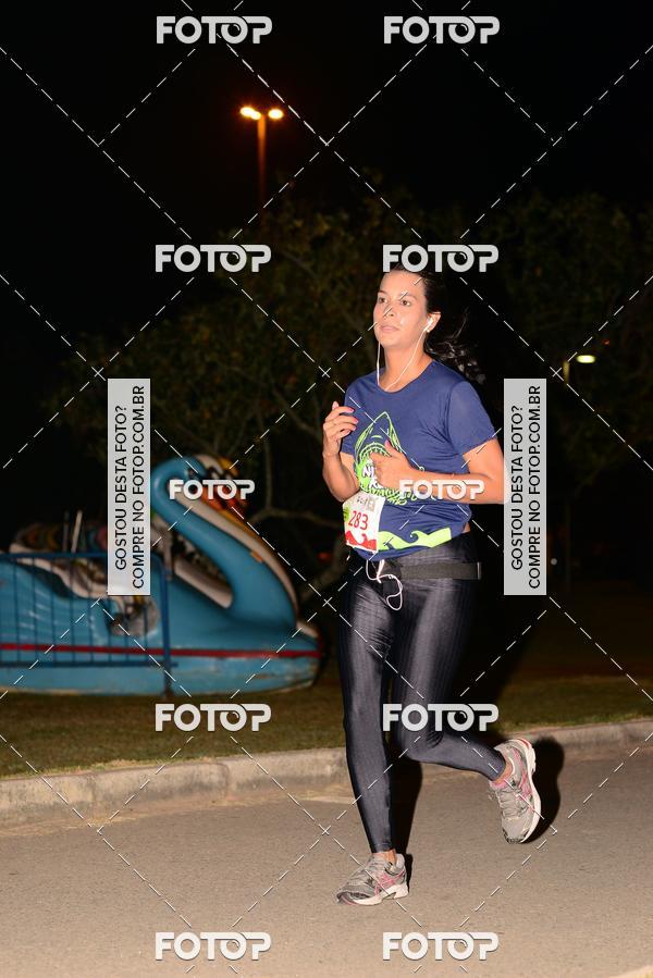 Buy your photos of the eventMarines Night Run on Fotop
