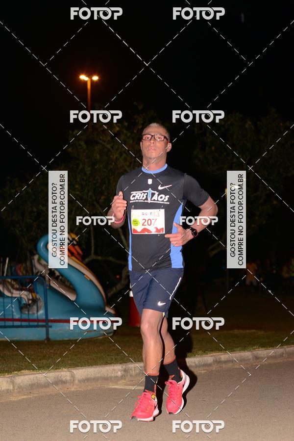 Buy your photos of the eventMarines Night Run on Fotop