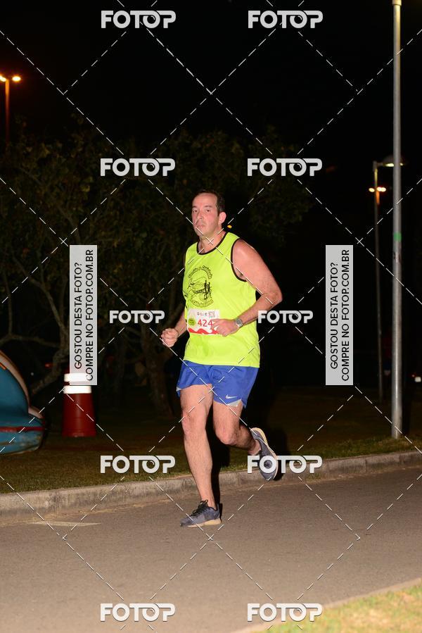 Buy your photos of the eventMarines Night Run on Fotop