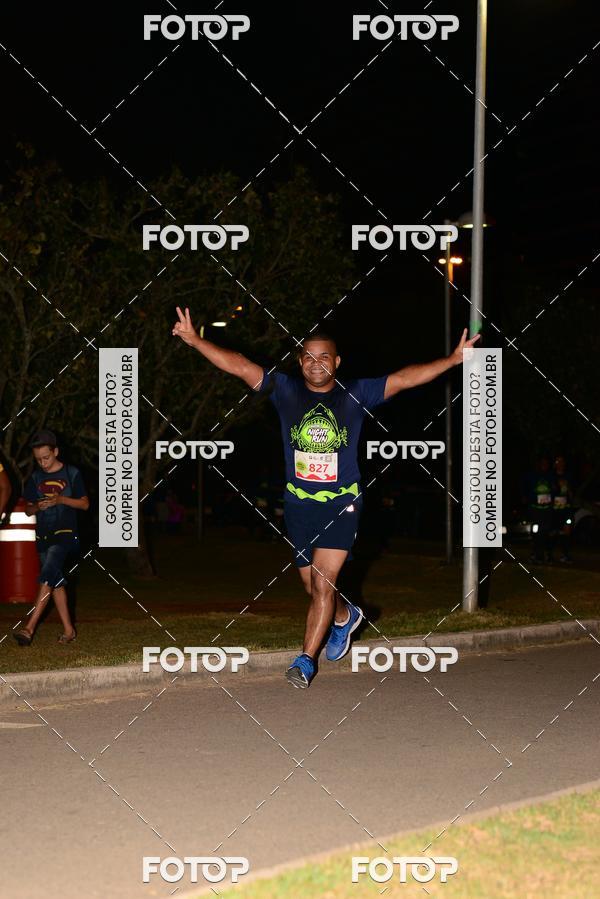 Buy your photos of the eventMarines Night Run on Fotop