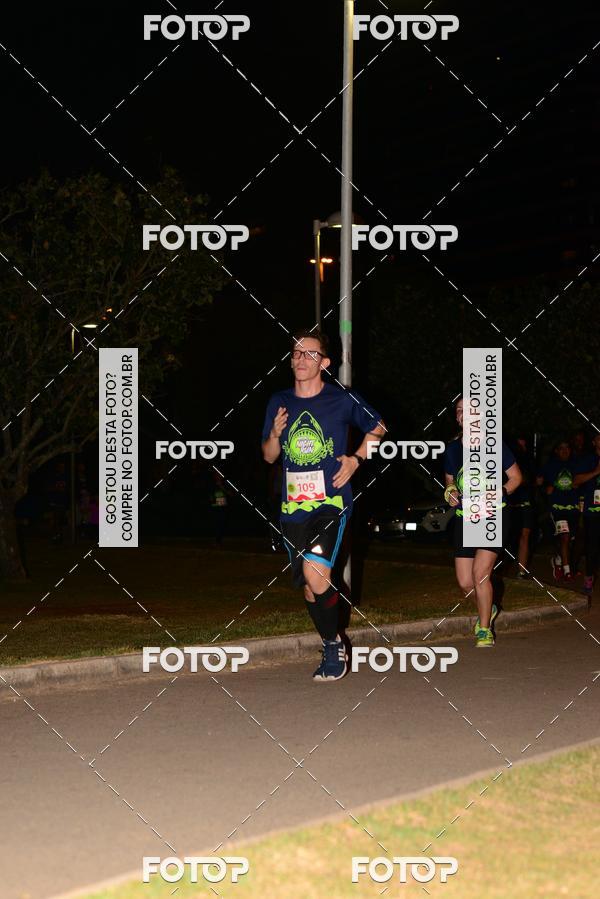 Buy your photos of the eventMarines Night Run on Fotop