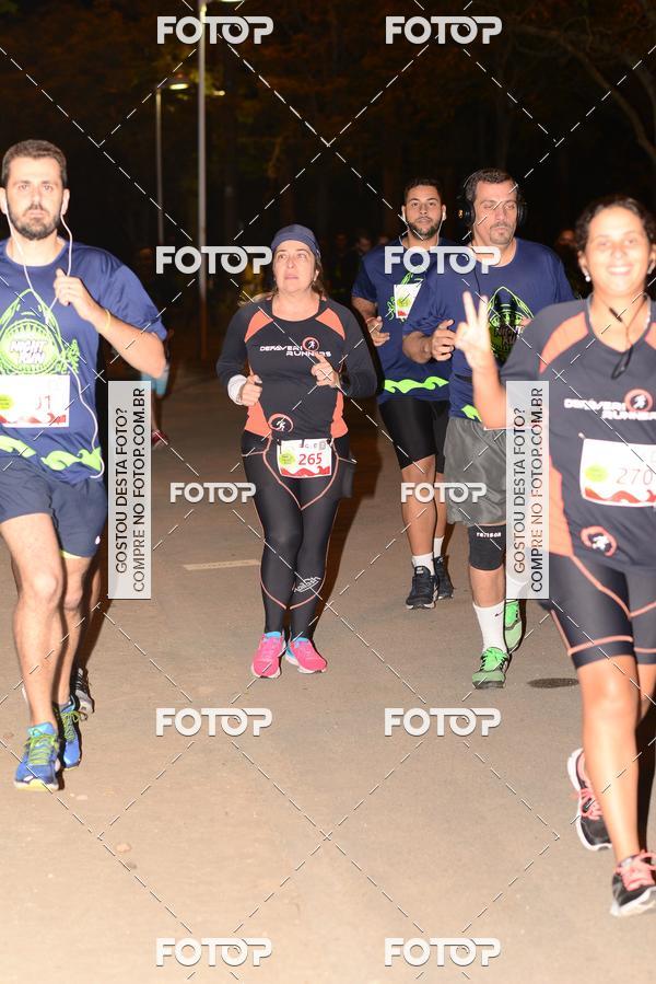 Buy your photos of the eventMarines Night Run on Fotop