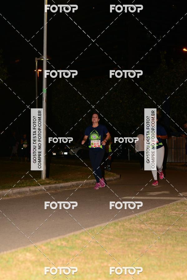 Buy your photos of the eventMarines Night Run on Fotop