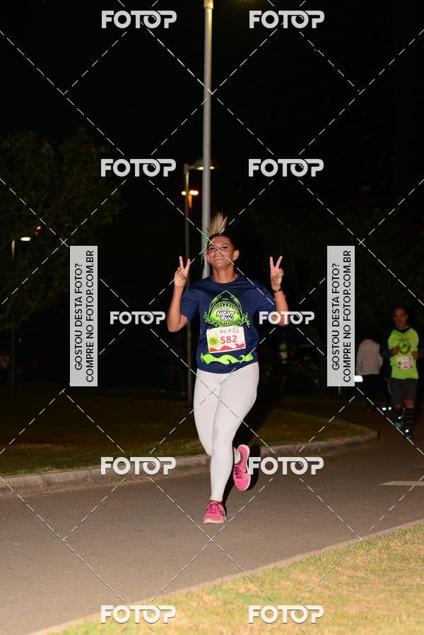 Buy your photos of the eventMarines Night Run on Fotop