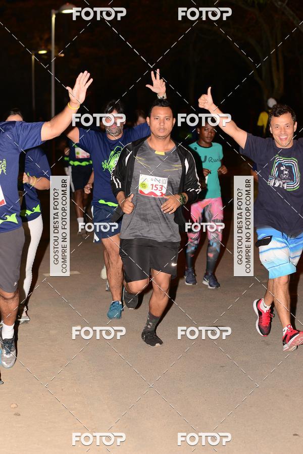 Buy your photos of the eventMarines Night Run on Fotop