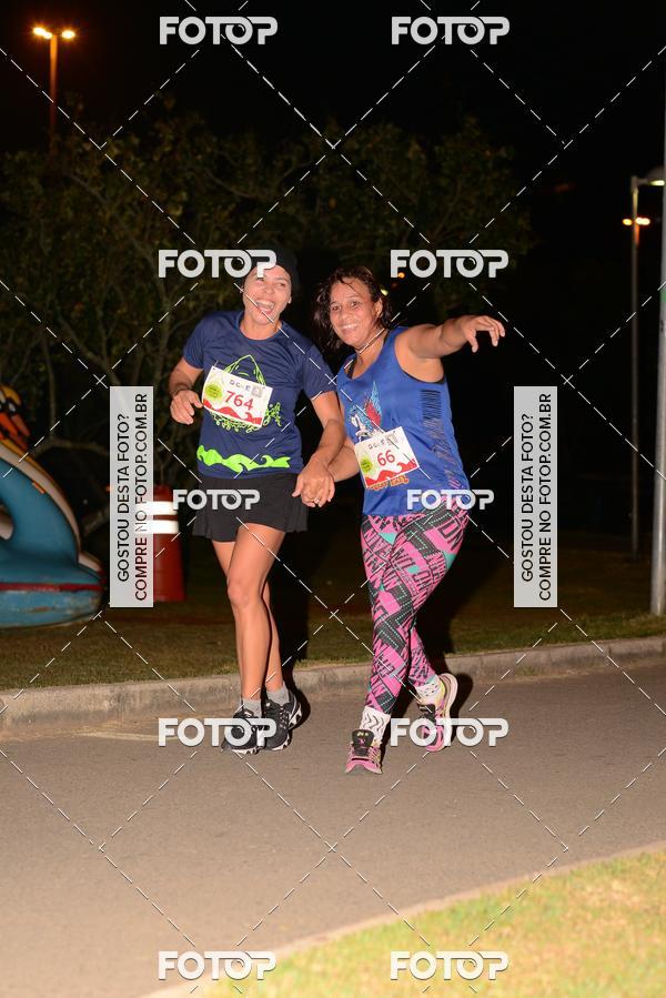 Buy your photos of the eventMarines Night Run on Fotop