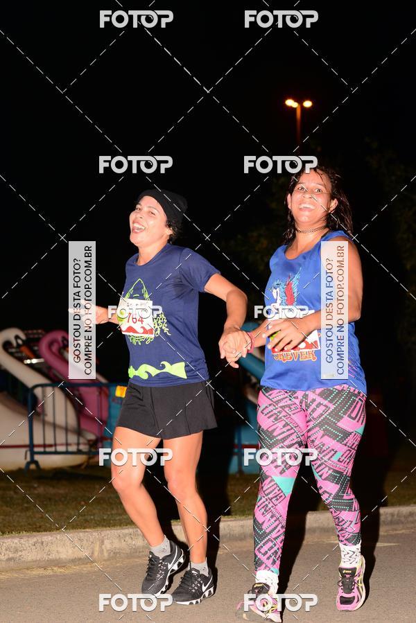 Buy your photos of the eventMarines Night Run on Fotop