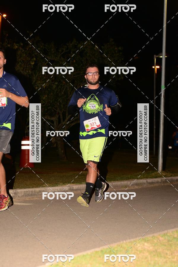 Buy your photos of the eventMarines Night Run on Fotop