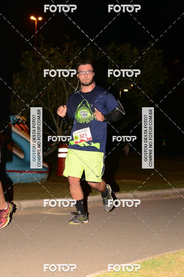 Buy your photos of the eventMarines Night Run on Fotop