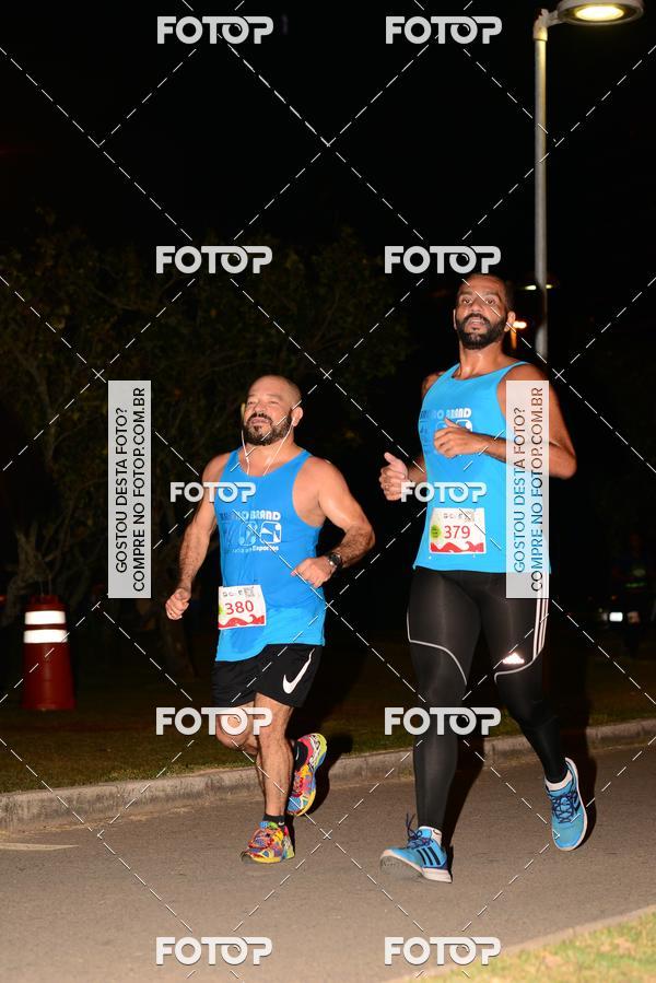 Buy your photos of the eventMarines Night Run on Fotop