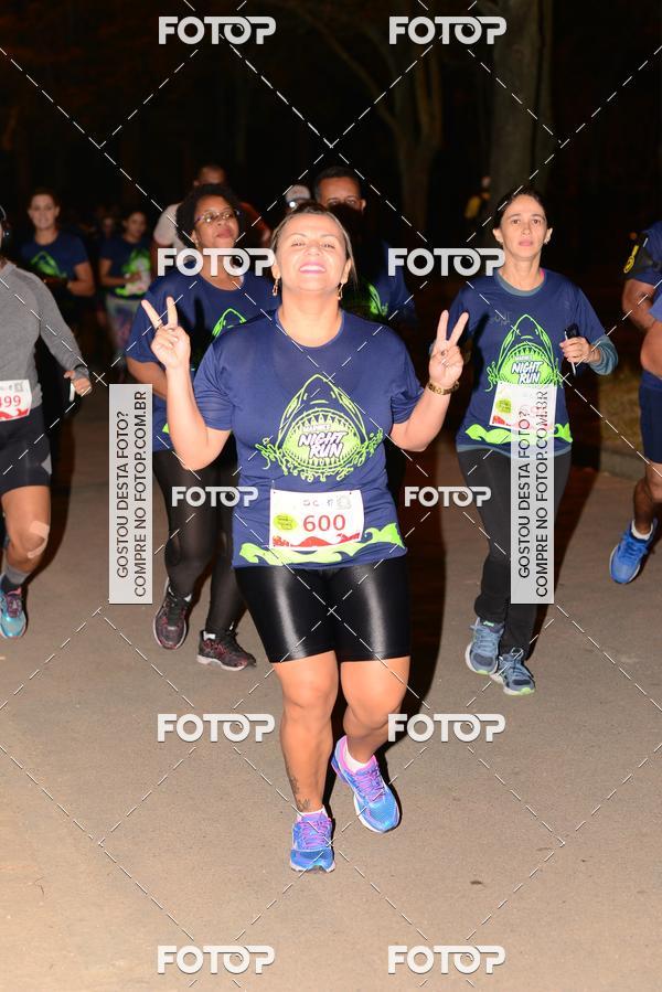 Buy your photos of the eventMarines Night Run on Fotop