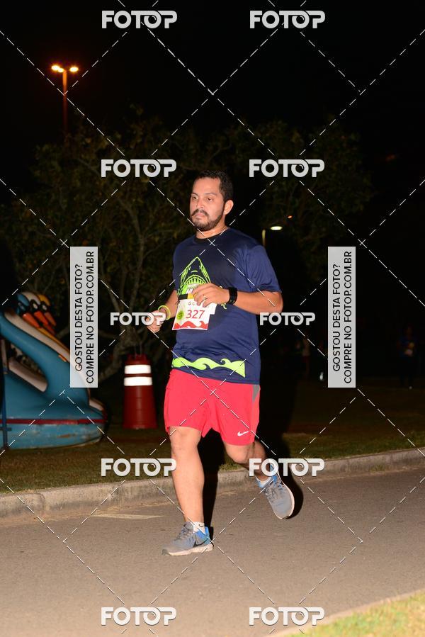 Buy your photos of the eventMarines Night Run on Fotop