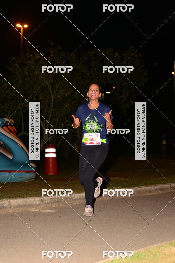 Buy your photos of the eventMarines Night Run on Fotop