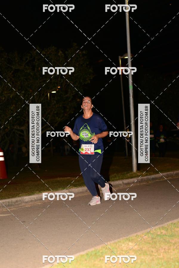 Buy your photos of the eventMarines Night Run on Fotop