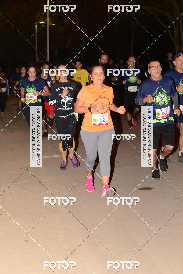 Buy your photos of the eventMarines Night Run on Fotop